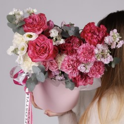 Оригинальная композиция в коробочке